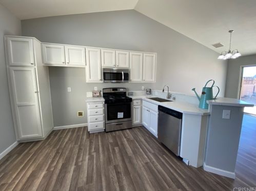 1241 Ranger St, Ridgecrest CA  93555-5125 exterior