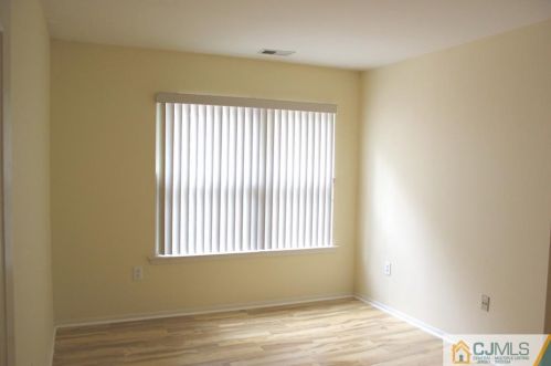 404 Cypress Ln, East Brunswick NJ  08816-5249 exterior