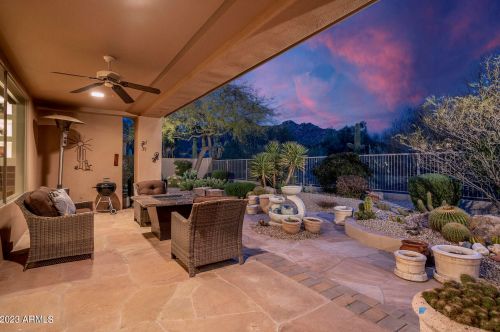 6738 Amber Sun Dr, Scottsdale AZ 85266-7032 exterior