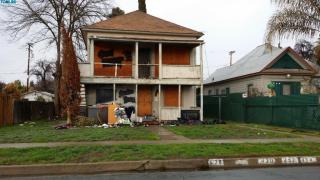 428 Ford St, Hanford, CA 93230-4476