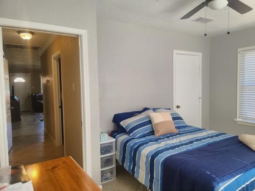 107 Bonita Ave, Galveston TX 77550-3105 exterior