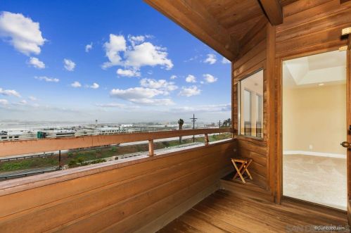 3430 Columbia St, San Diego CA 92103-4727 exterior