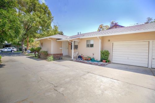 814 4th St, Woodland, CA 95695-4910