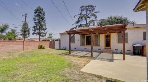 12501 Janet Ln, Garden Grove CA  92840-5633 exterior