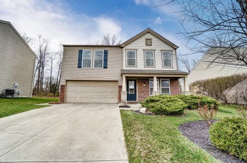 15 Woodside Park Dr, Amelia, OH 45102-8700