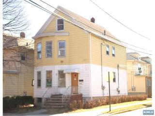37 1st St, Lodi NJ  07644-1517 exterior