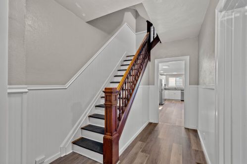 642 Griffin St, Pittsburgh, PA 15211-2221
