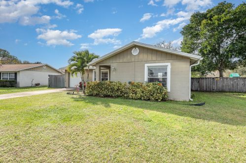 1580 Yorktown Ave, Titusville, FL 32796-1532