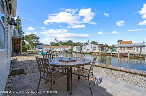 211 Cedar Dr, Berkeley Township NJ 08721-3109 exterior