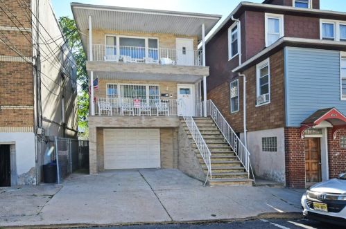 4616 Cottage Ave, North Bergen, NJ 07047-2918