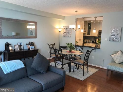 3701 George Mason Dr, Falls Church VA  22041-3758 exterior