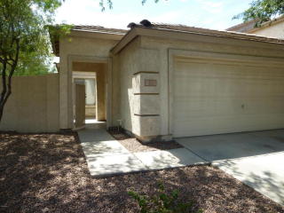 32 Eaton Pl, Chandler, AZ 85226-5045