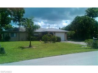 5389 22nd Ave, Naples, FL 34116-6842