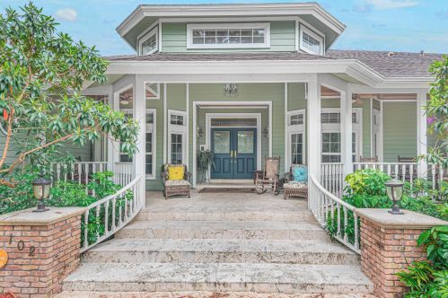 102 Charleston Oaks Dr, Fort Pierce, FL 34983-3345
