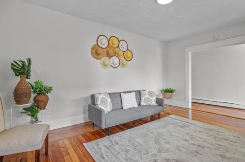 181 Mount Pleasant Ave, Providence RI  02908-3917 exterior