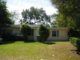 6774 55th St, Miami, FL 33155-5720