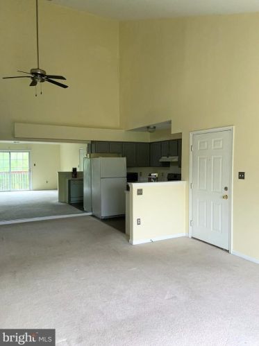 1167 Tristram Cir, West Deptford, NJ 08051-2239