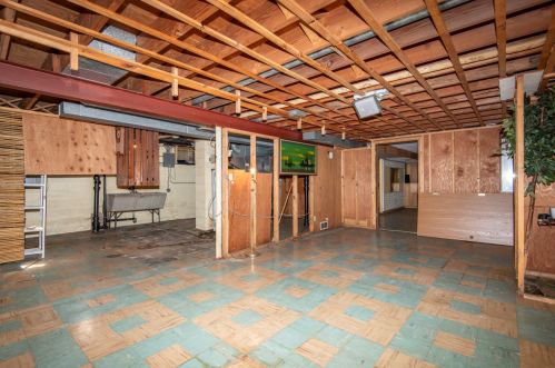 4124 89, Milwaukee WI 53228-2210 exterior