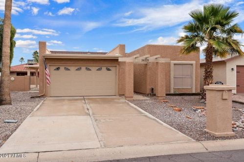 26225 Howard Dr, Chandler, AZ 85248-7231