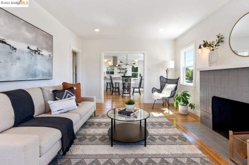 1360 Virginia St, Berkeley CA  94702-1459 exterior