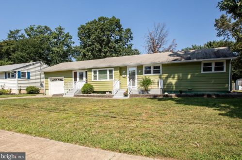58 Kino Blvd, Trenton, NJ 08619-1457
