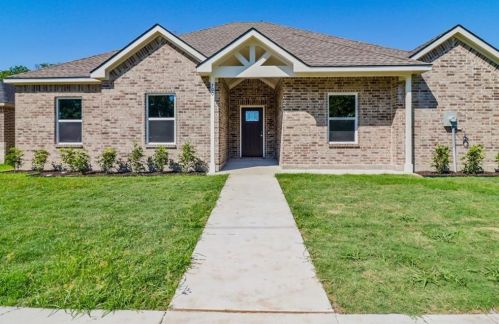 700 Medora St, Terrell, TX 75160-4124