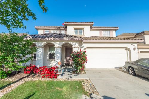 1642 Sycamore Dr, Oakley, CA 94561-3526