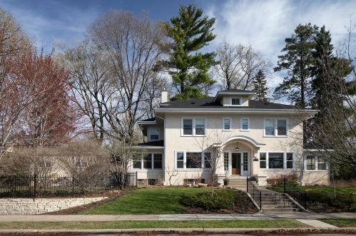 1500 22nd St, Minneapolis, MN 55404-3017