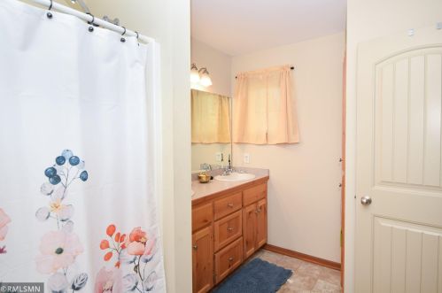 194 Shetland Ln, Lino Lakes MN  55014-5516 exterior