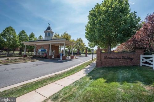 5312 Kernstown Ct, Haymarket VA  20169-4504 exterior