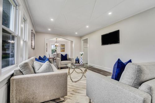 226 Davis Ave, Lacey NJ  08731-3519 exterior