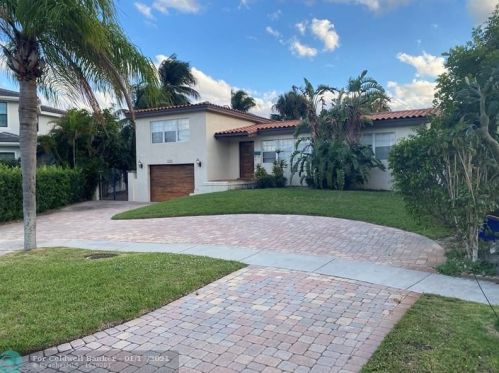 1430 4th Ct, Boca Raton, FL 33432-1905