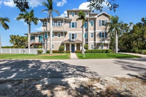 259 3rd St, Bonita Springs, FL 34134-7324