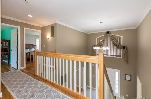 34 Mudry Farm Rd, Brookfield Center CT  06804-3542 exterior