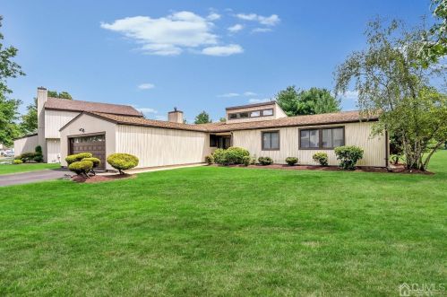 218 Community Cir, Old Bridge, NJ 08857-1953