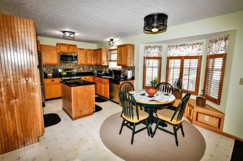 301 Springwood Ln, Marysville, OH 43040-8787