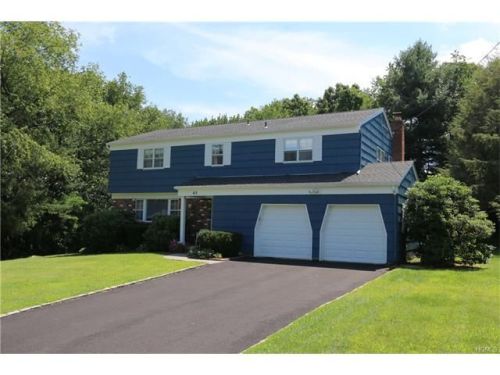 63 Bloomer Rd, Mahopac, NY 10541-3709