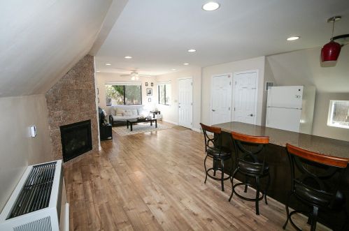 118 Sherwood Blvd, Big Bear City CA  92314-8933 exterior