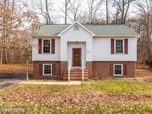 10711 Cobblestone Dr, Spotsylvania, VA 22553-1661