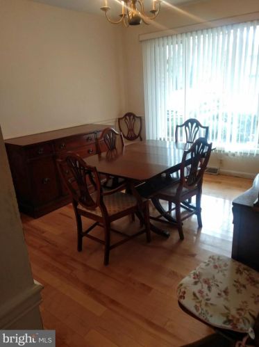 954 Areba Ave, Swatara PA  17033-2201 exterior