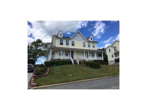 20 Lindsey Rd, Warwick, NY 10990-4040