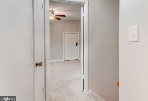 5483 Rector Dr, Woodbridge VA  22193-3703 exterior