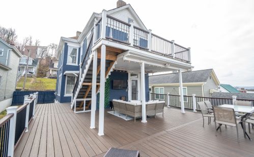 111 10th Ave, Newport KY  41074-1412 exterior