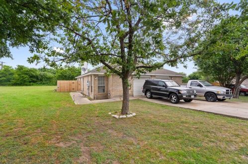 213 Axis Deer Trl, Monadale, TX 78634-5238