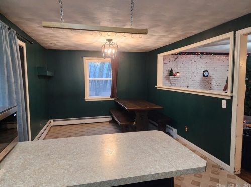 67 Old Windham Rd, South Windham CT  06266-1135 exterior