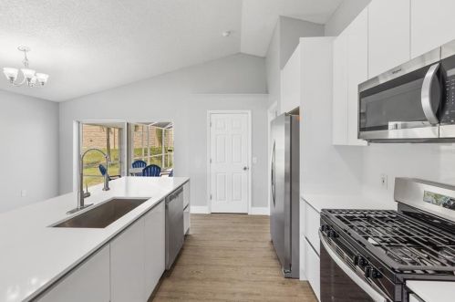 610 Sonja Cir, Davenport FL 33897-7410 exterior