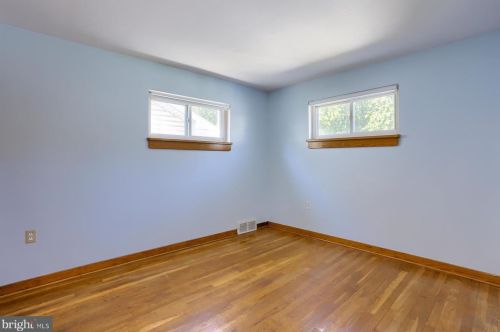 6114 Blue Grass Ave, Harrisburg PA 17112-2327 exterior