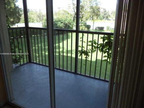 855 103rd Ter, Hollywood, FL 33026-3970
