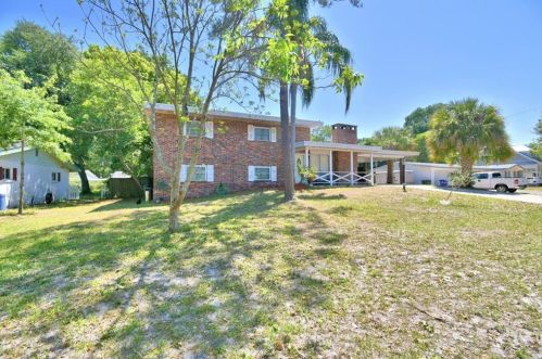 1221 Edgewater Dr, Lakeland FL  33805-4700 exterior