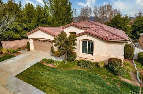 1562 Green Creek Trl, Beaumont CA  92223-7364 exterior